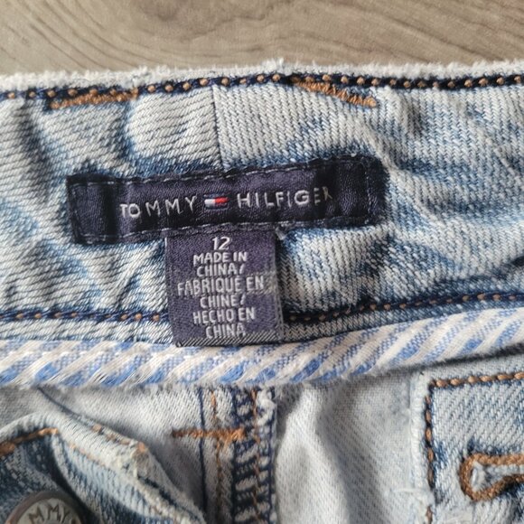 Tommy Hilfiger Womens Classic Rise Bootcut Jeans Size 12 Light Wash Denim - Picture 2 of 6